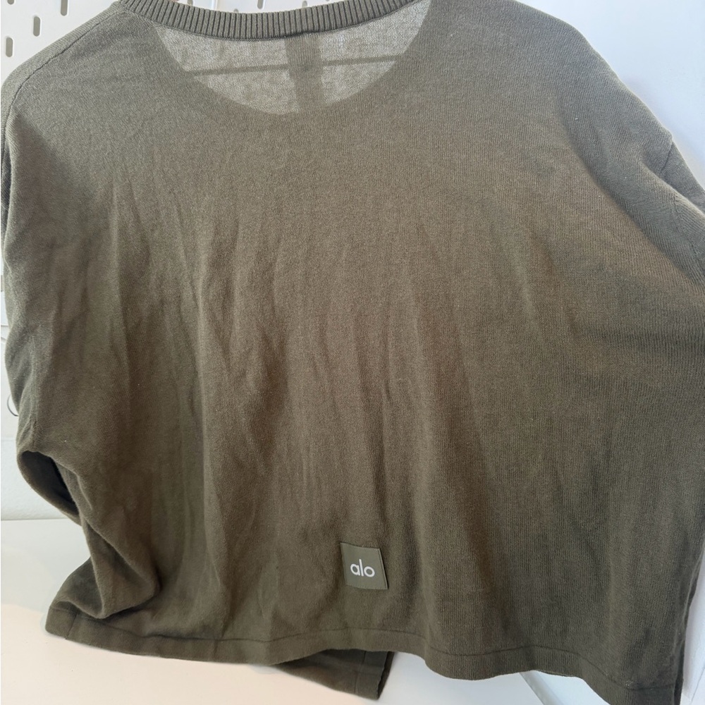 ALO Yoga Olive Crop Cardigan - Picture 7 of 7